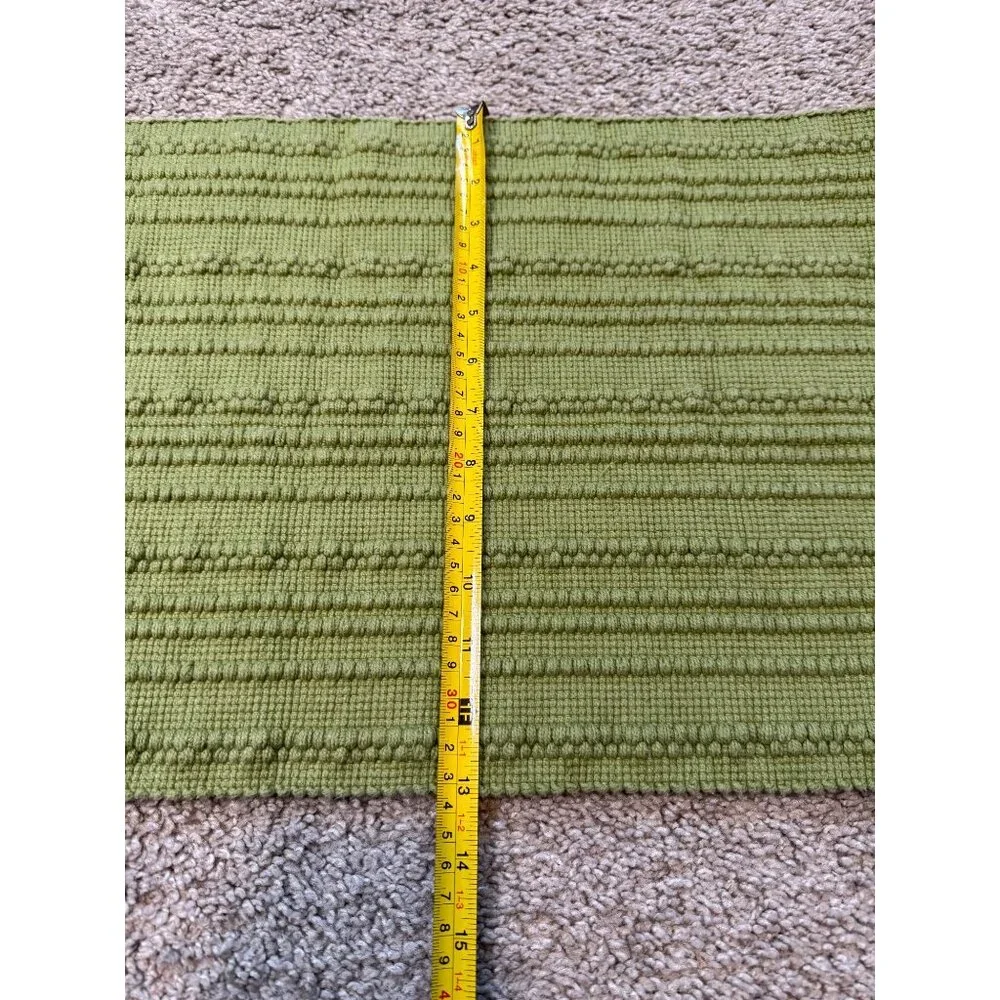 Pottery Barn Set Of 4 Green Placemats 14x20 Inches 100% Cotton Textured